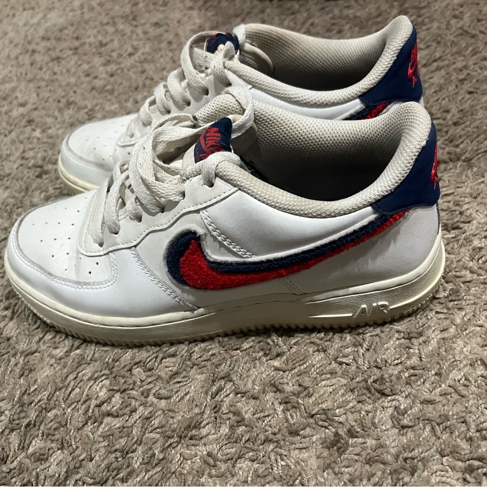 Nike Air Force 1 07 LV8 'Chenille
Swoosh', worth around $600 on goat